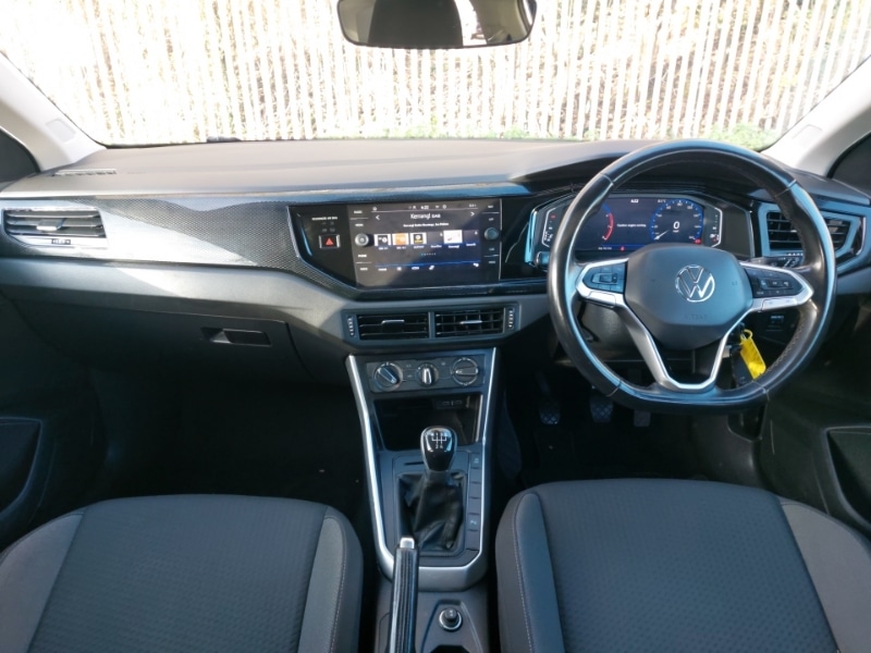 Used Volkswagen Polo 2022 for sale - 76785628: Photo 2