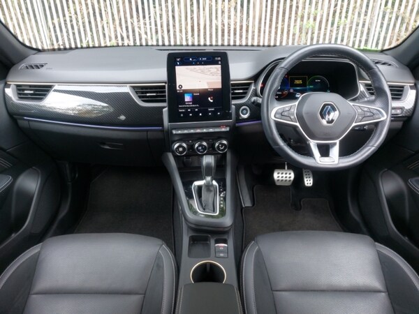 Used Renault Arkana 2023 for sale - 76208311: Photo 2