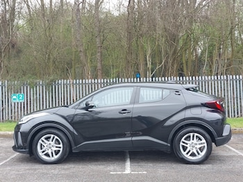 Used Toyota C-HR 2022 for sale - 78317827: Photo