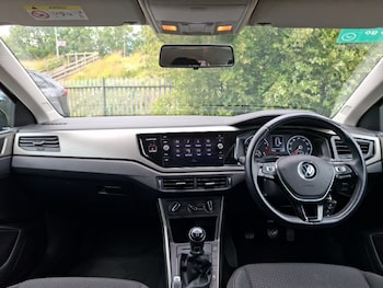 Used Volkswagen Polo 2021 for sale - 79332437: Photo