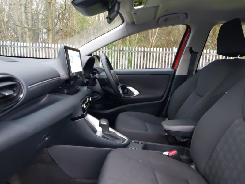 Used Mazda Mazda2 HYBRID 2024 for sale - 76897425: Photo 5