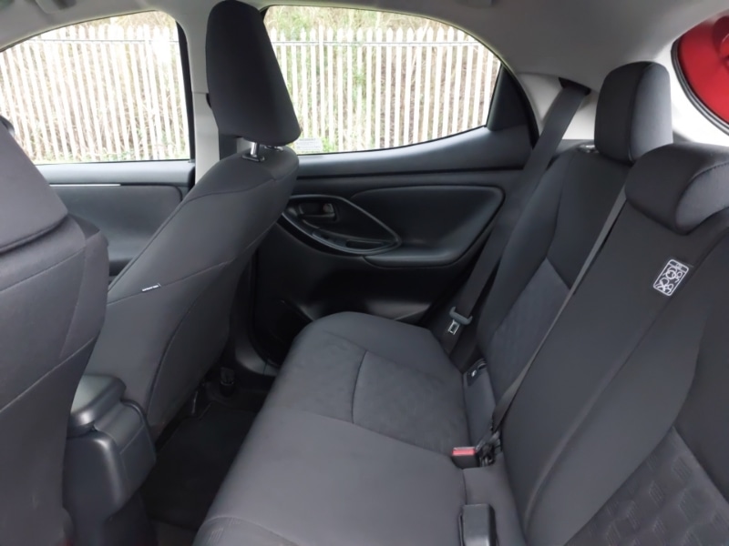 Used Mazda Mazda2 HYBRID 2024 for sale - 76897425: Photo 6