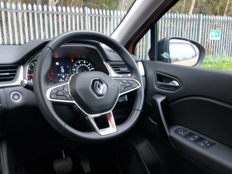 Used Renault Captur 2020 for sale - 76483911: Photo 10