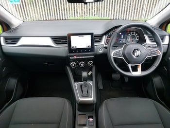 Used Renault Captur 2020 for sale - 76483911: Photo