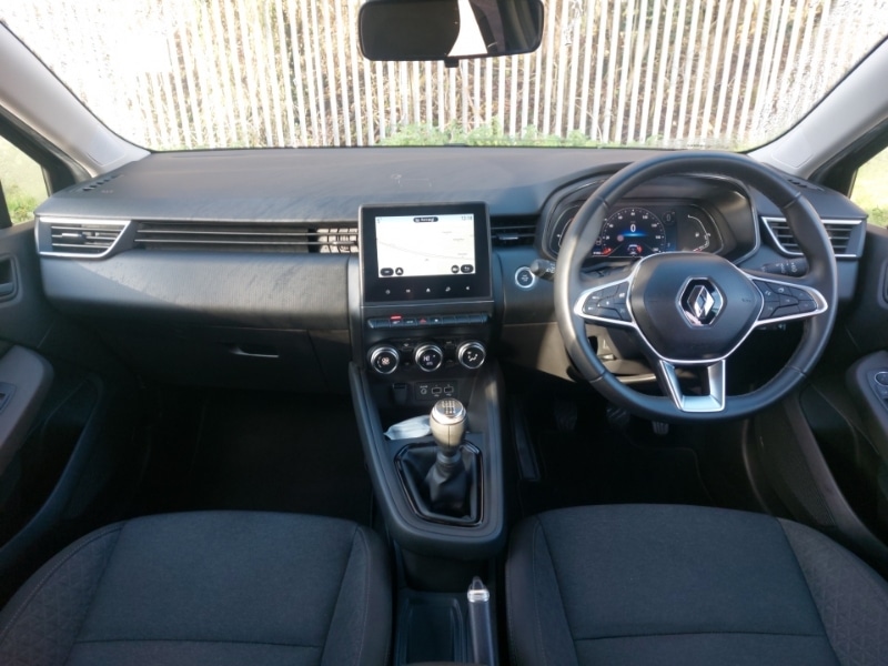 Used Renault Clio 2023 for sale - 76951556: Photo 2