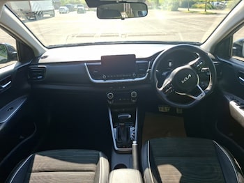 Used Kia Stonic 2022 for sale - 78355264: Photo