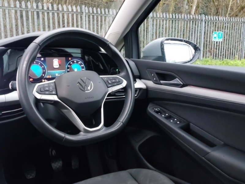 Used Volkswagen Golf 2024 for sale - 76983030: Photo 10