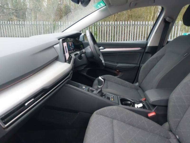 Used Volkswagen Golf 2024 for sale - 76983030: Photo 5