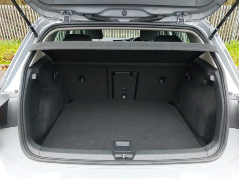 Used Volkswagen Golf 2024 for sale - 76983030: Photo 8