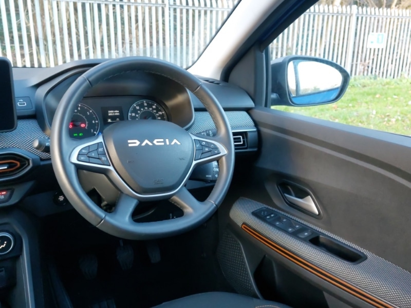 Used Dacia Sandero Stepway 2023 for sale - 76785617: Photo 10