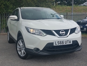 Used Nissan Qashqai 2016 for sale - 79433430: Photo