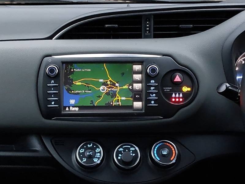 Used Toyota Yaris 2018 for sale - 76983540: Photo 11