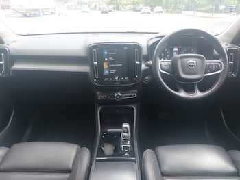 Used Volvo XC40 2021 for sale - 78567377: Photo