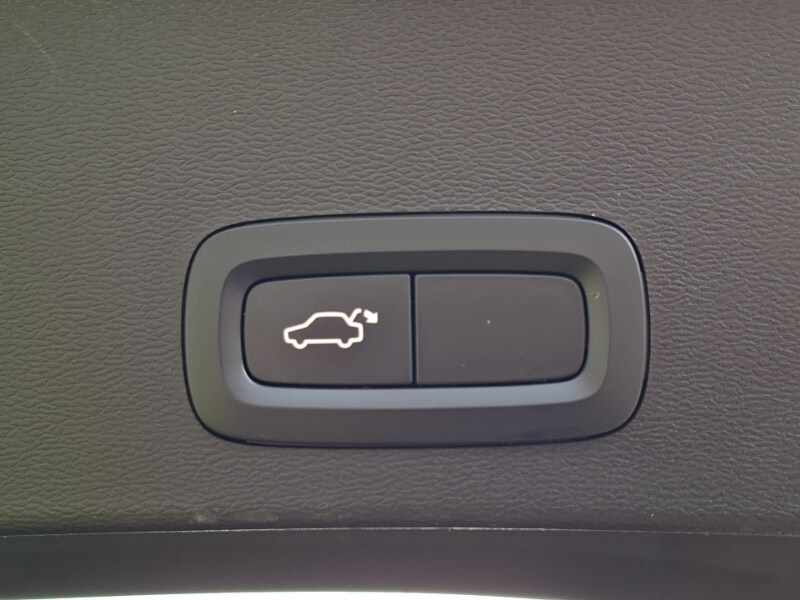 Used Volvo XC40 2021 for sale - 77963938: Photo 13