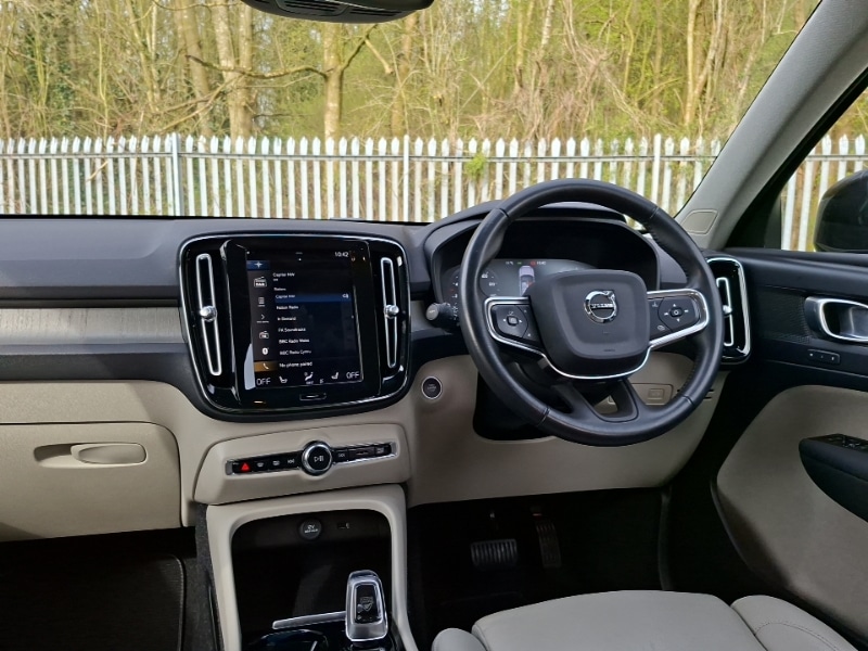 Used Volvo XC40 2021 for sale - 77963938: Photo 2