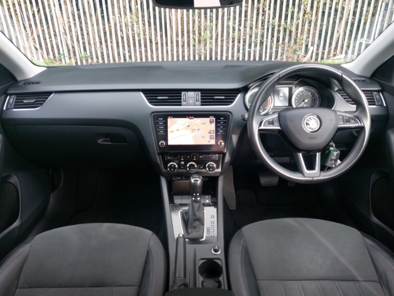 Used Skoda Octavia 2018 for sale - 76935522: Photo 2