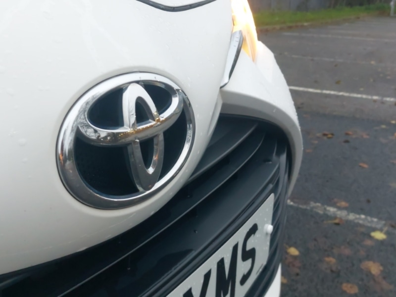 Used Toyota Yaris 2018 for sale - 77031866: Photo 12