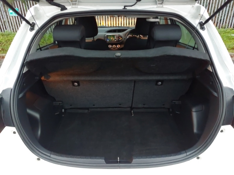 Used Toyota Yaris 2018 for sale - 77031866: Photo 8