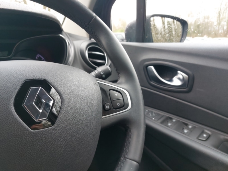 Used Renault Captur 2017 for sale - 77453877: Photo 18