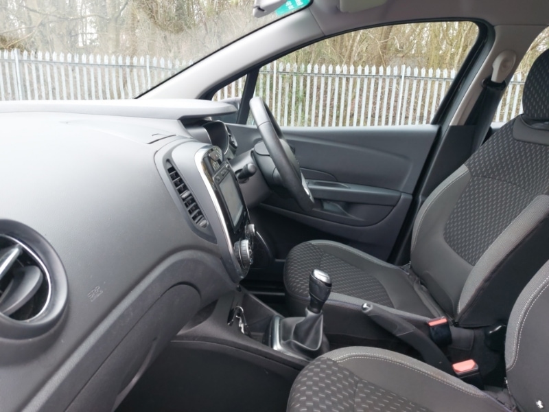 Used Renault Captur 2017 for sale - 77453877: Photo 5