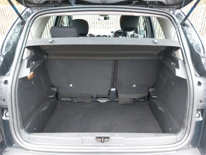 Used Renault Captur 2017 for sale - 77453877: Photo 8