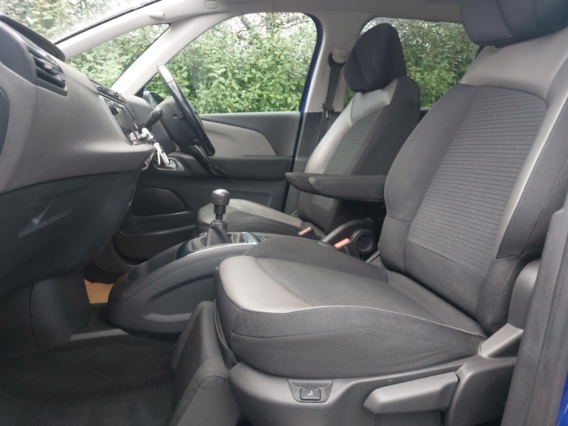 Used Citroen Grand C4 Picasso 2017 for sale - 77921910: Photo 5