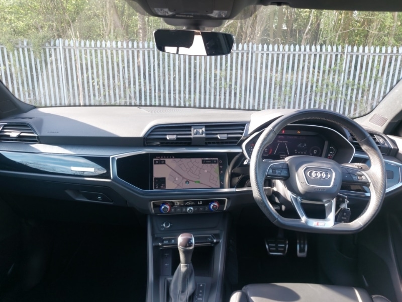 Used Audi Q3 2021 for sale - 78155895: Photo 2