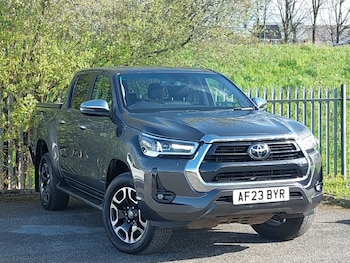 Used Toyota Hilux 2023 for sale - 75305688: Photo