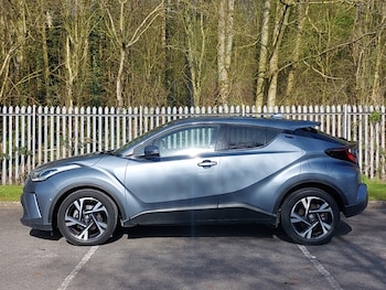 Used Toyota C-HR 2023 for sale - 78046384: Photo