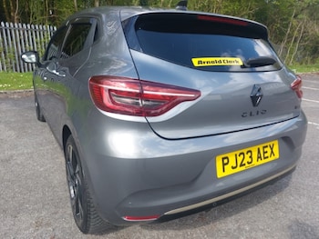 Used Renault Clio 2023 for sale - 78202995: Photo