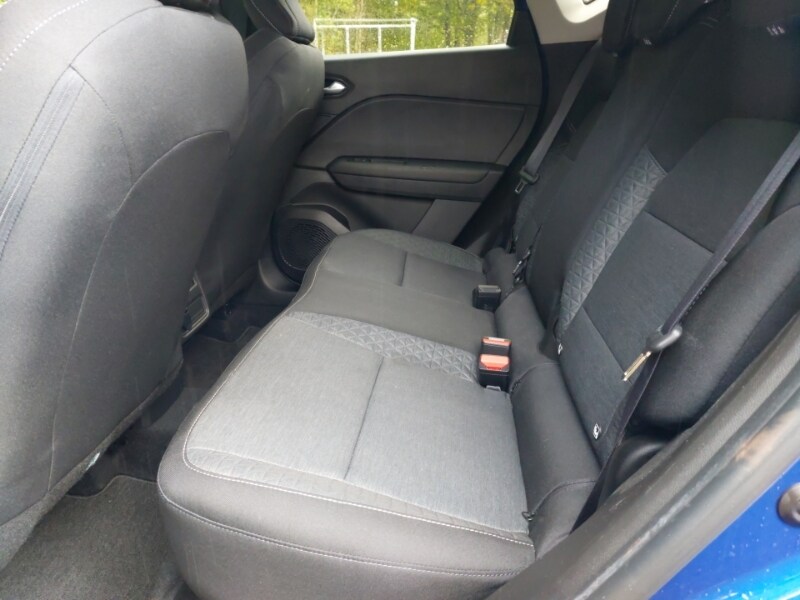 Used Renault Captur 2023 for sale - 77213969: Photo 6