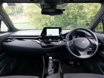 Used Toyota C-HR 2022 for sale - 74868254: Photo