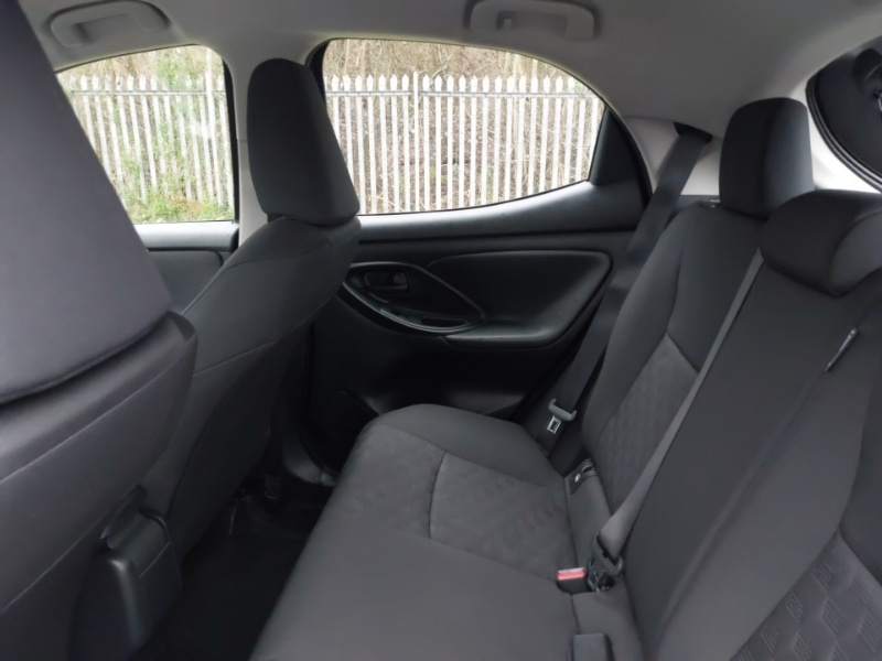 Used Mazda Mazda2 HYBRID 2024 for sale - 77147031: Photo 6