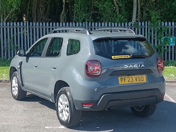 Used Dacia Duster 2023 for sale - 78424951: Photo
