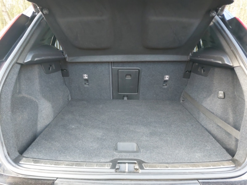 Used Volvo XC40 2020 for sale - 77921921: Photo 8