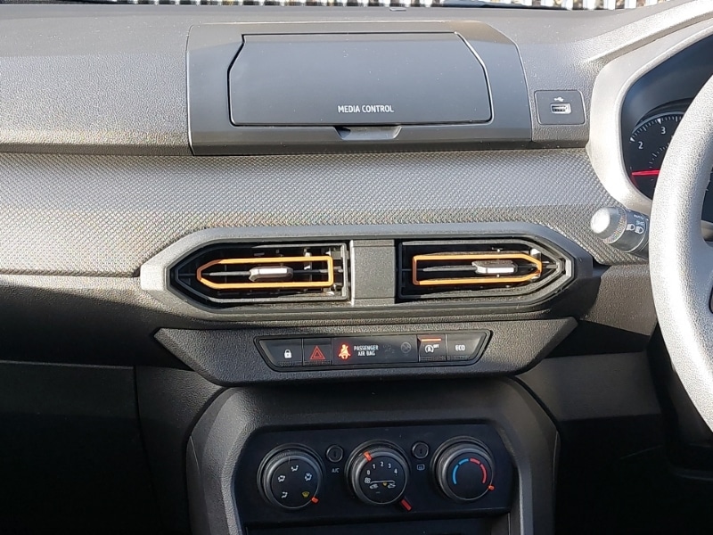 Used Dacia Sandero Stepway 2023 for sale - 77147056: Photo 11