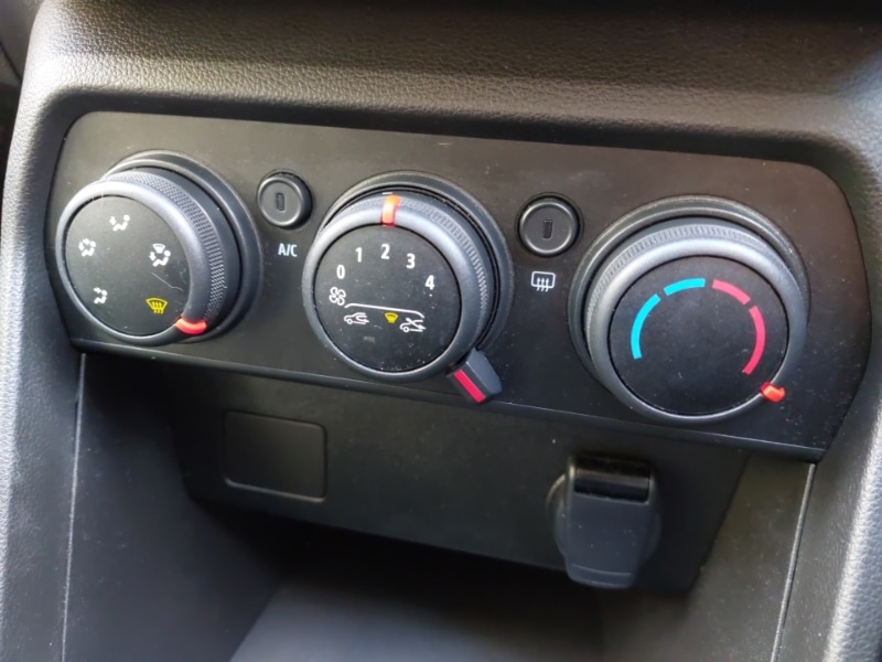 Used Dacia Sandero Stepway 2023 for sale - 77147056: Photo 13