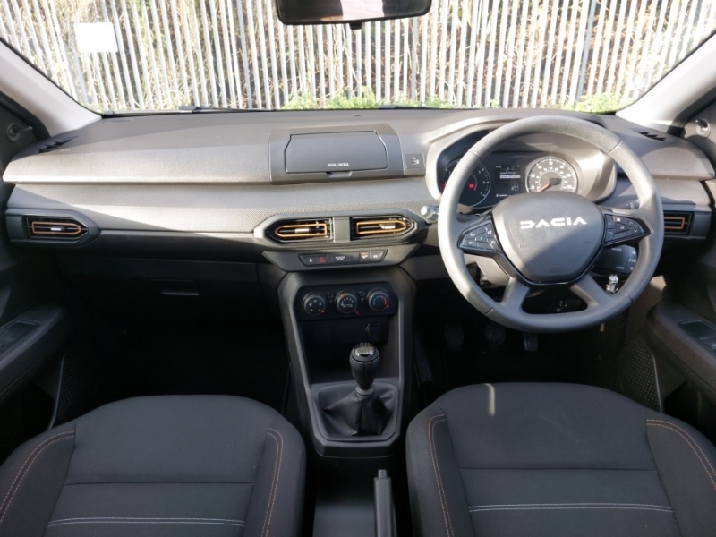 Used Dacia Sandero Stepway 2023 for sale - 77147056: Photo 2