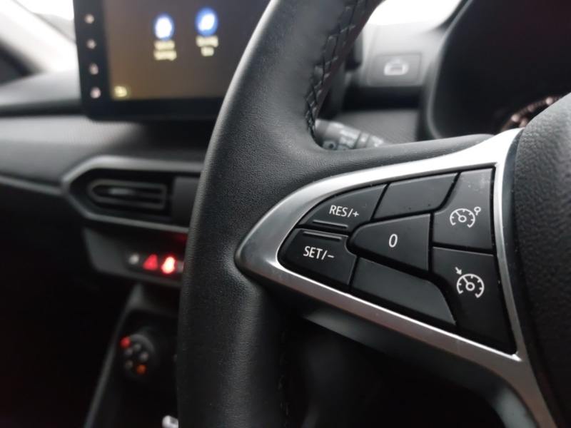 Used Dacia Sandero 2022 for sale - 77682329: Photo 18