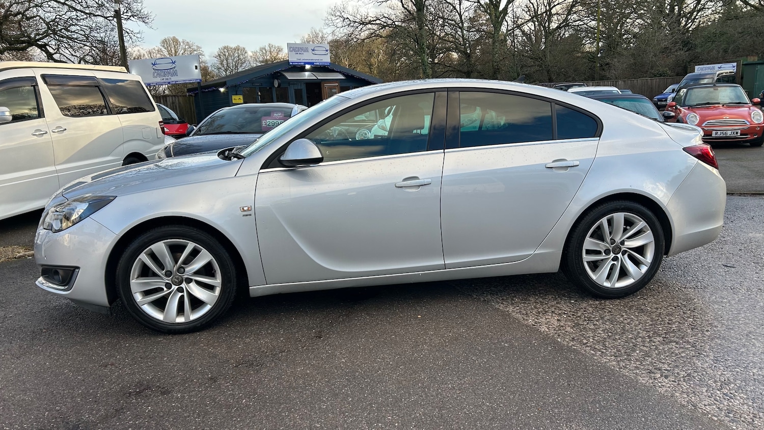 Used Vauxhall Insignia 2016 for sale - 77200763: Photo 2