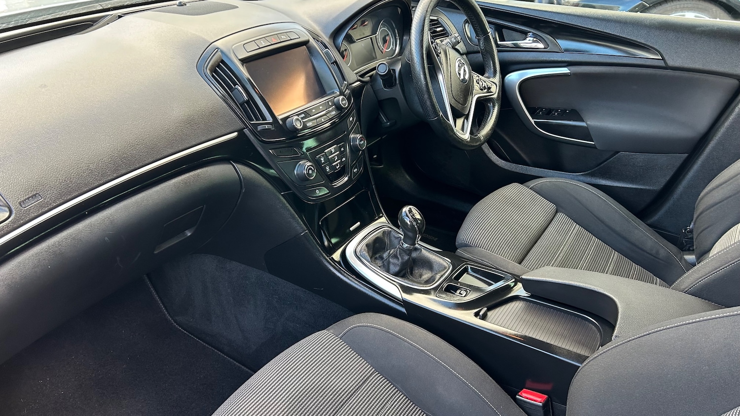 Used Vauxhall Insignia 2016 for sale - 77200763: Photo 9