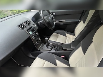 Used Volvo V50 2010 for sale - 78469562: Photo