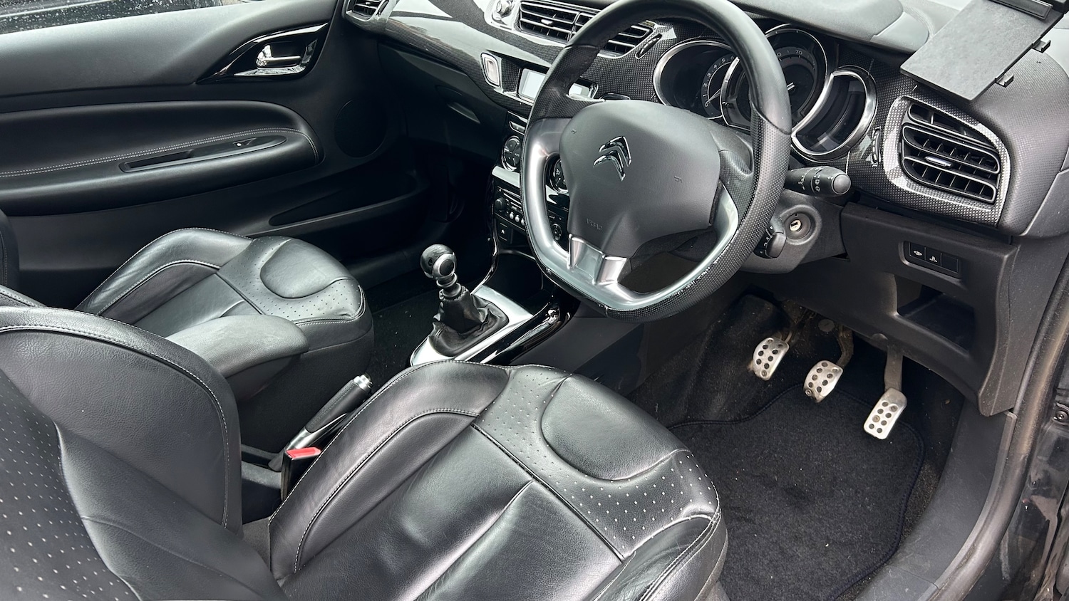 Used Citroen DS3 2012 for sale - 76883985: Photo 9