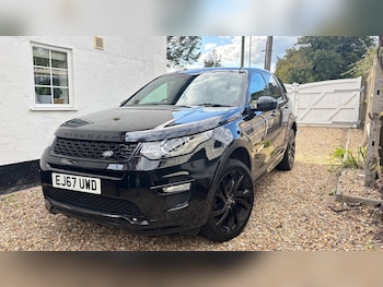 Used Land Rover Discovery Sport 2017 for sale - 76034230: Photo