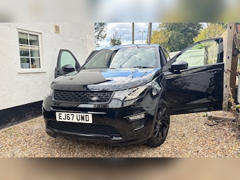 Used Land Rover Discovery Sport 2017 for sale - 76034230: Photo