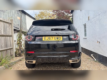 Used Land Rover Discovery Sport 2017 for sale - 76034230: Photo