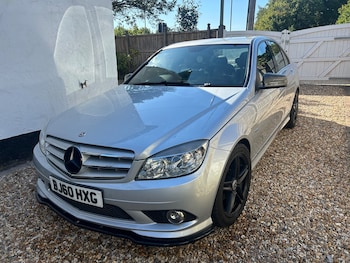 Used Mercedes-Benz C Class 2010 for sale - 76724099: Photo