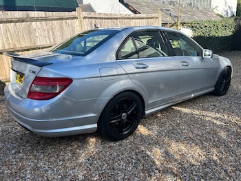 Used Mercedes-Benz C Class 2010 for sale - 76724099: Photo