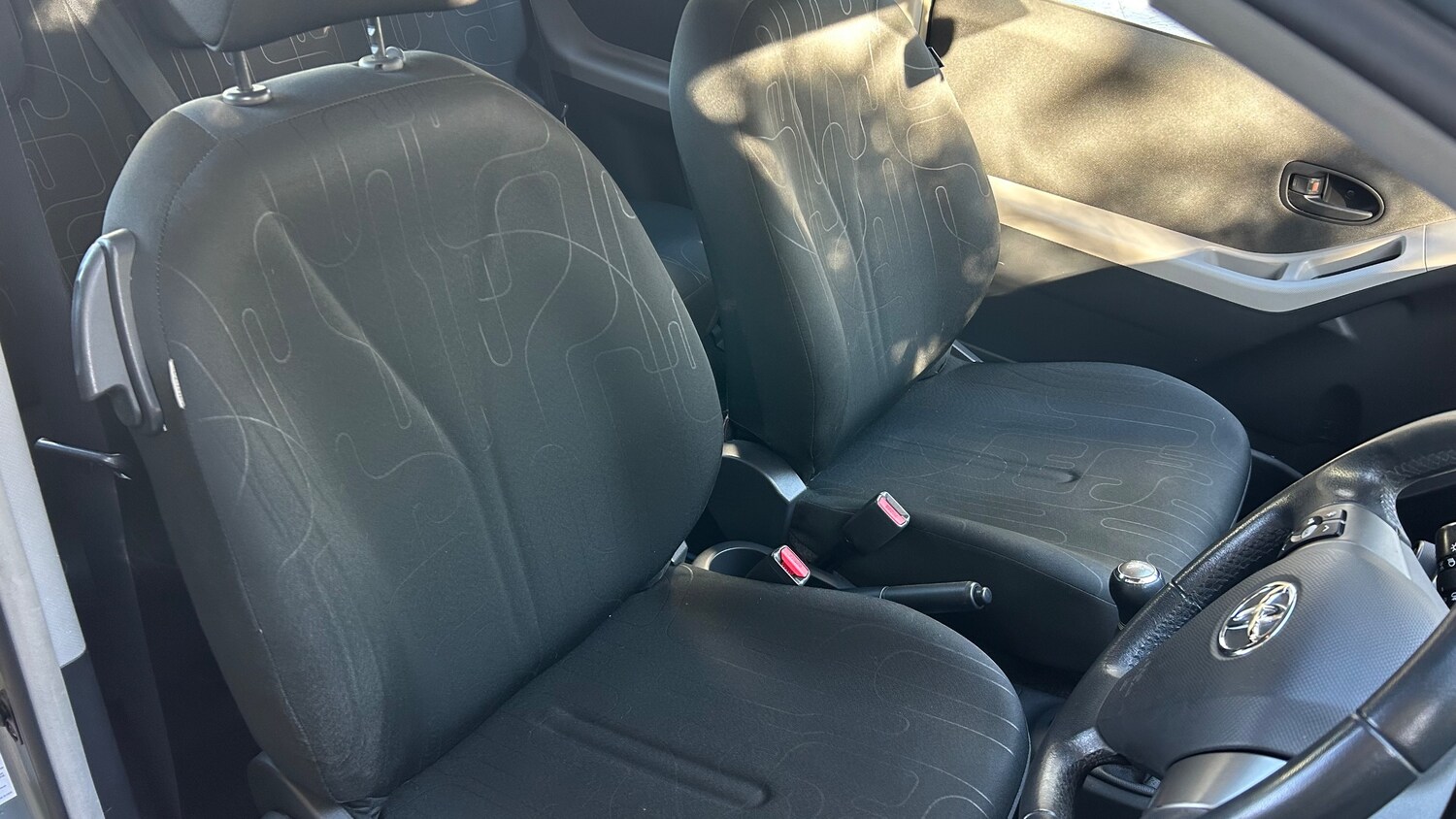 Used Toyota Yaris 2009 for sale - 78154852: Photo 11