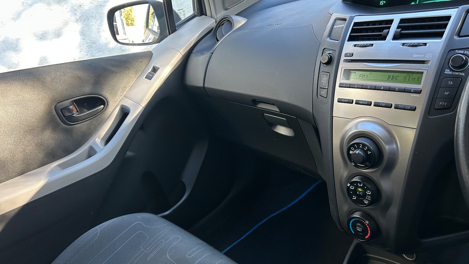 Used Toyota Yaris 2009 for sale - 78154852: Photo 12